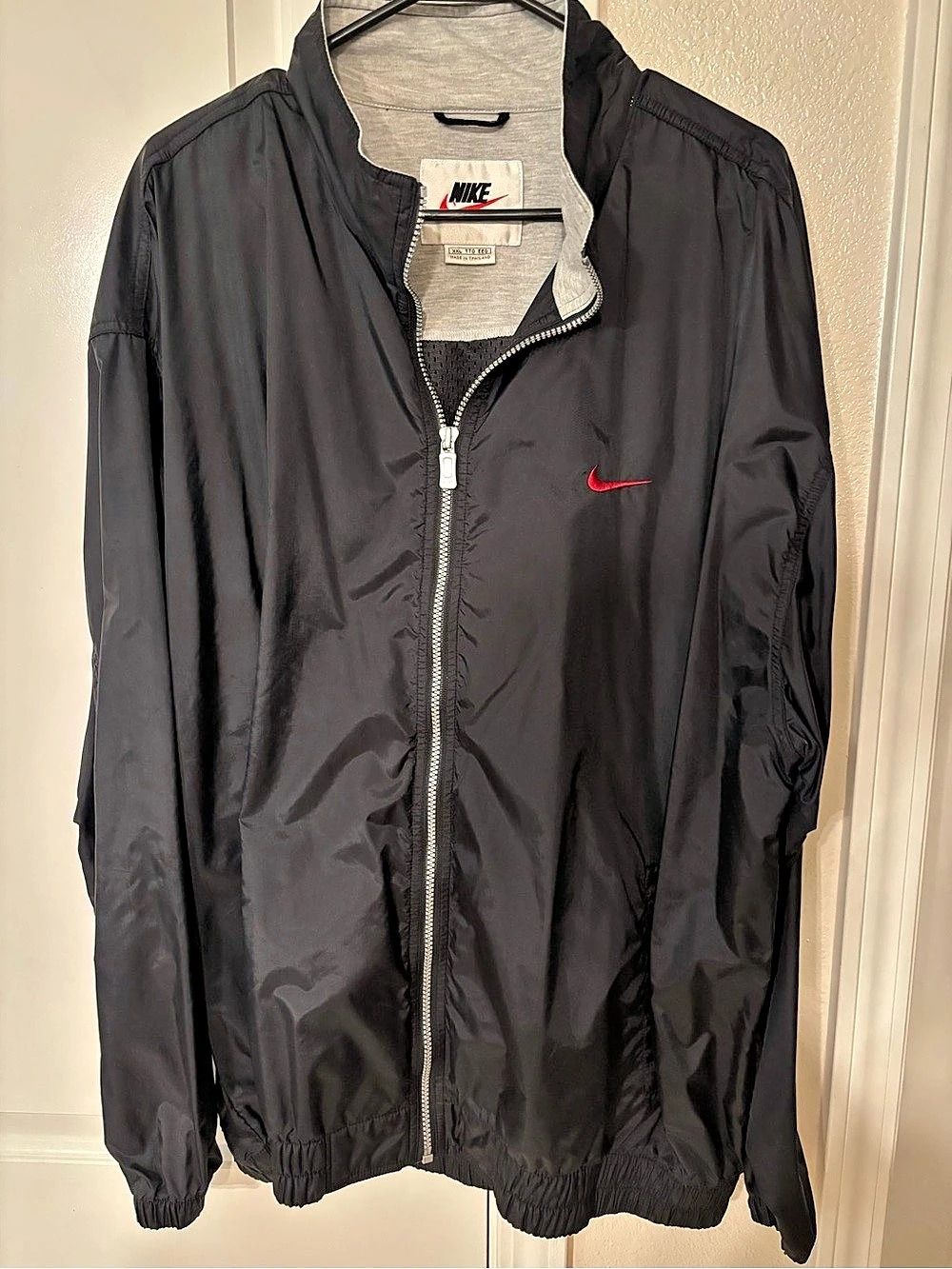 Nike Men's Black Windbreaker Size XXL Like New